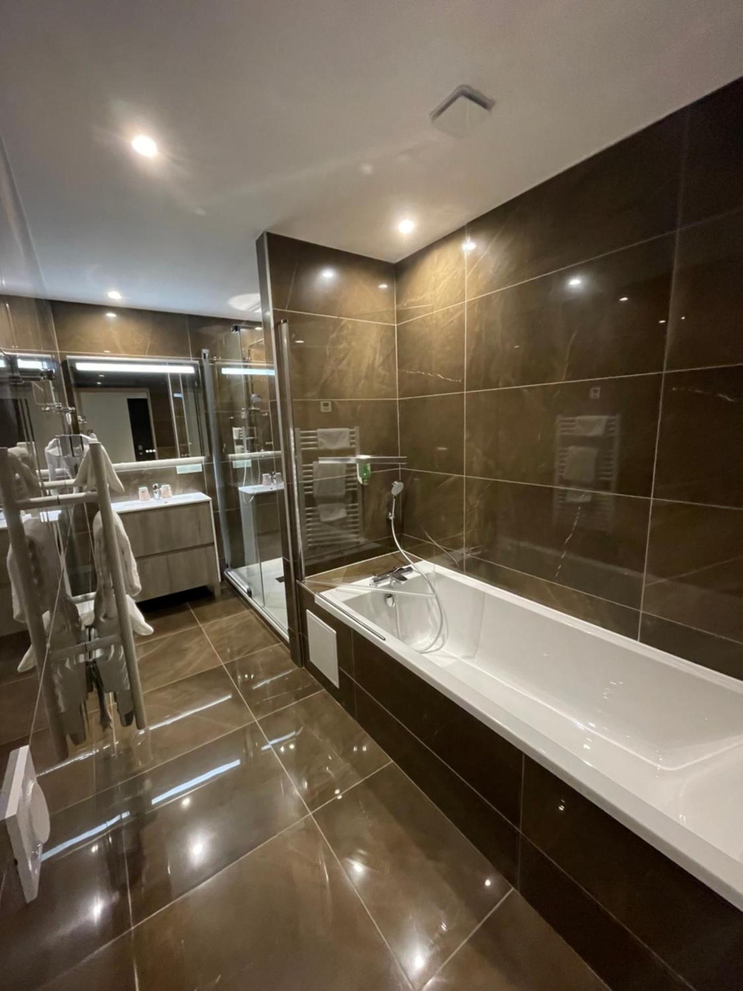 Le Cercle Hotel 3*